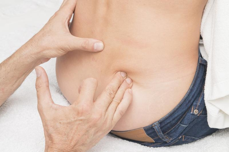 Mrowienie i drętwienie: objaw czy choroba? Przyczyny i kiedy do lekarza